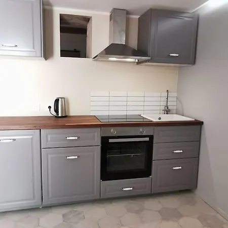 Apartment T1 Bis Avec Terrasse Privee A 2 Pas De L'ecusson